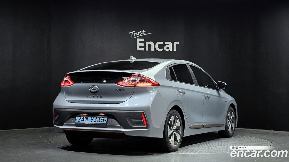 Hyundai Ioniq 2018