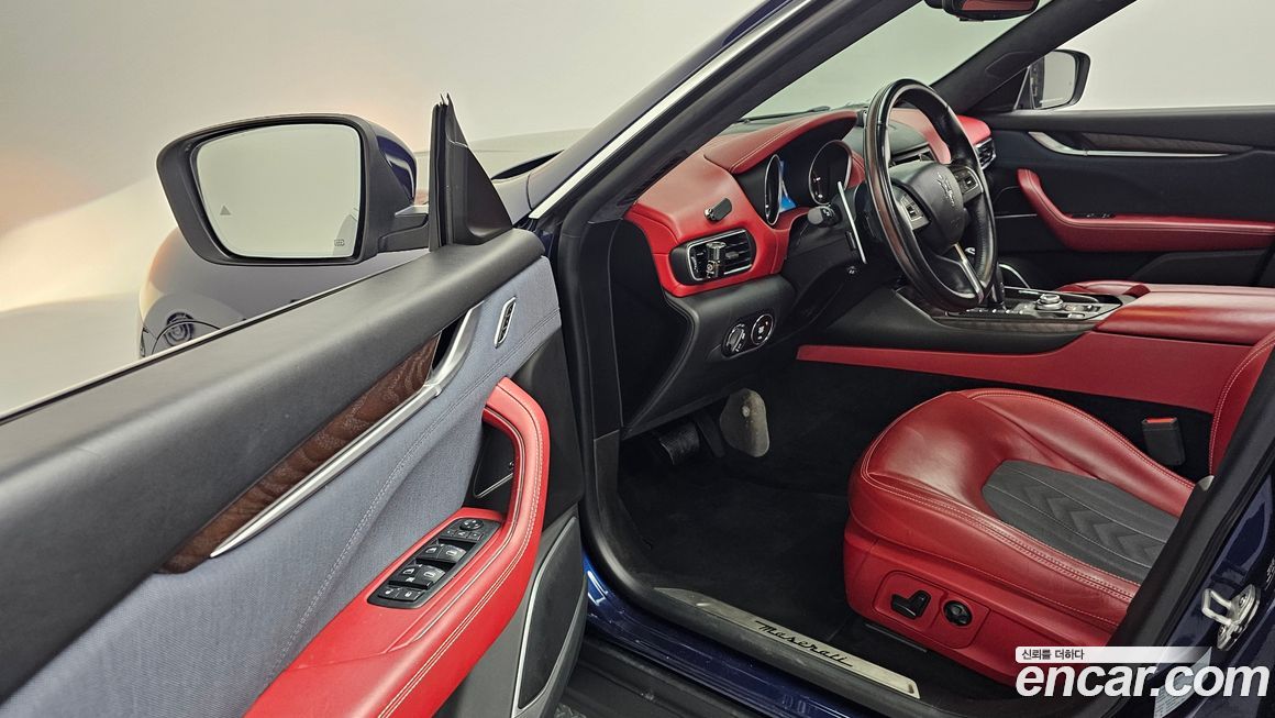 Maserati Levante 2019