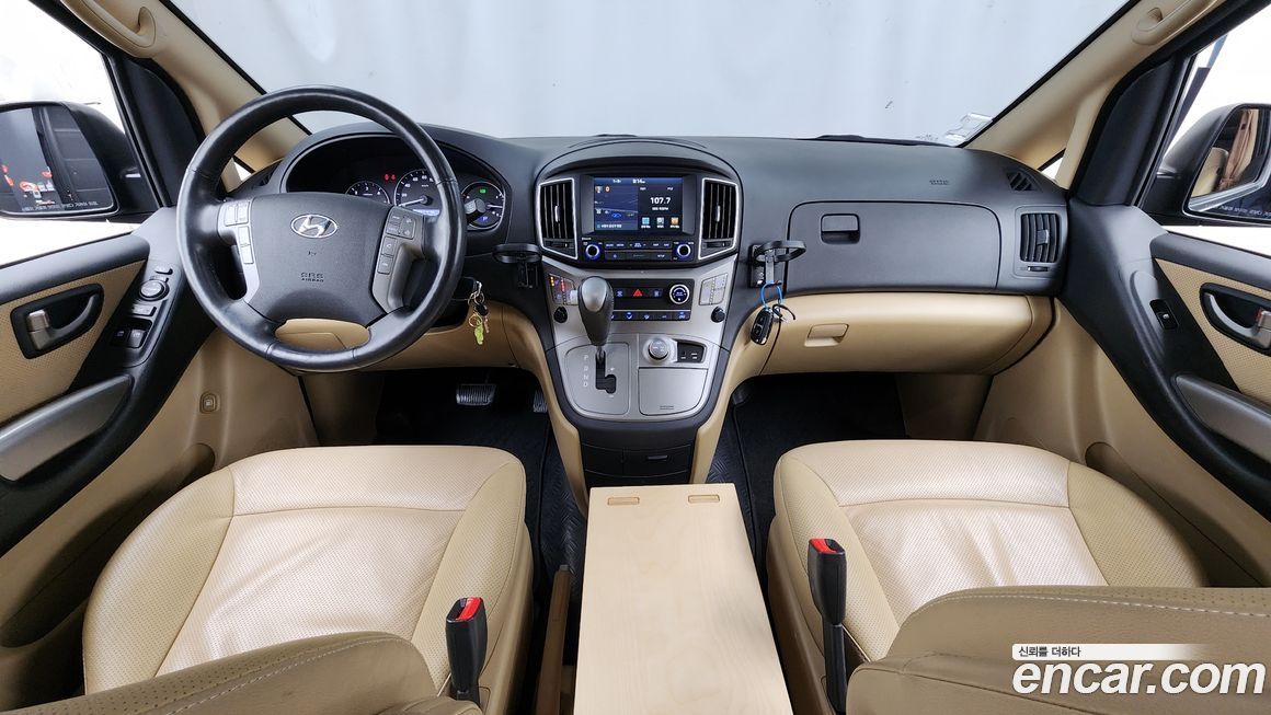 Hyundai Starex 2019