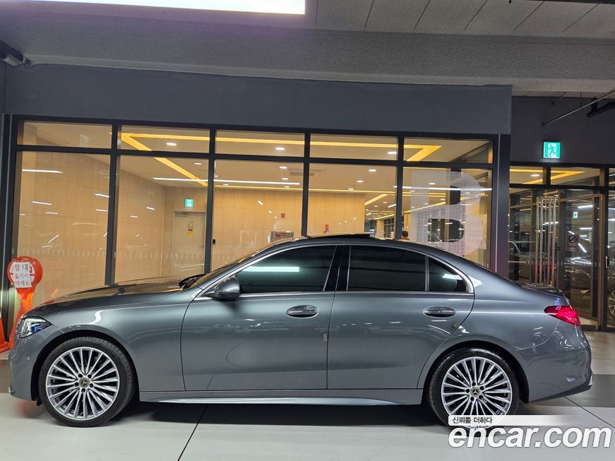 Mercedes-Benz C-Class 2022