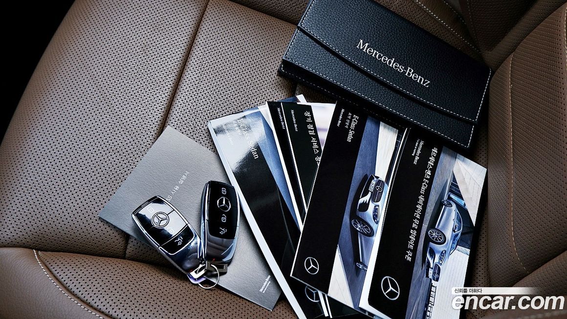 Mercedes-Benz E-Class 2021