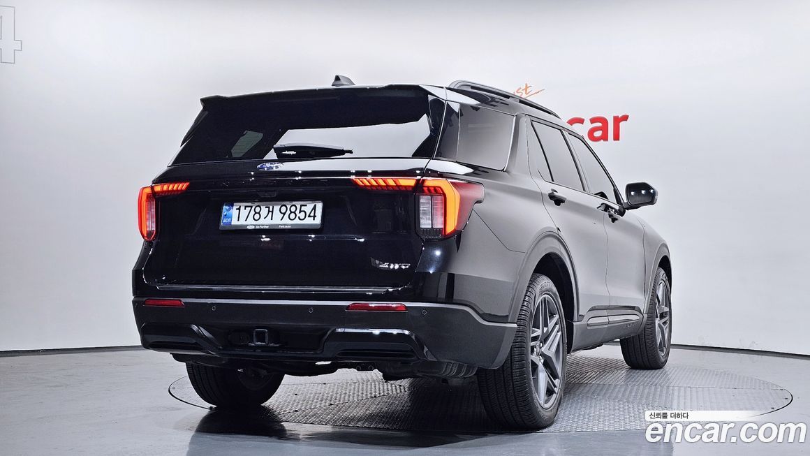 Ford Explorer 2025