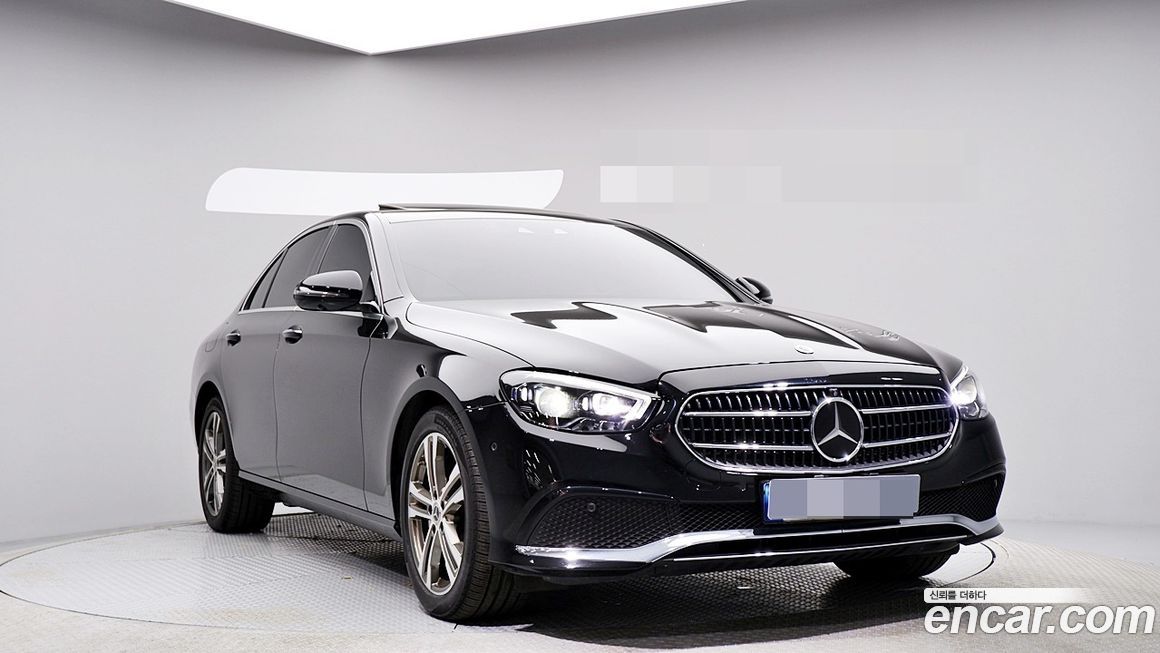 Mercedes-Benz E-Class 2021