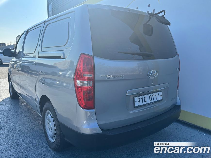 Hyundai Starex 2020