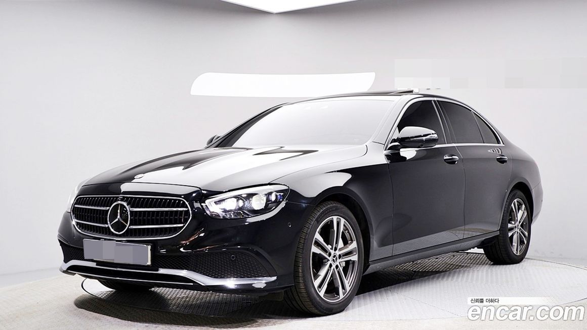 Mercedes-Benz E-Class 2021