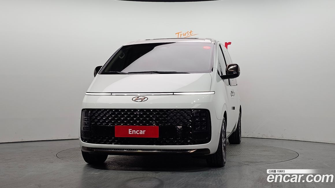 Hyundai Staria 2022