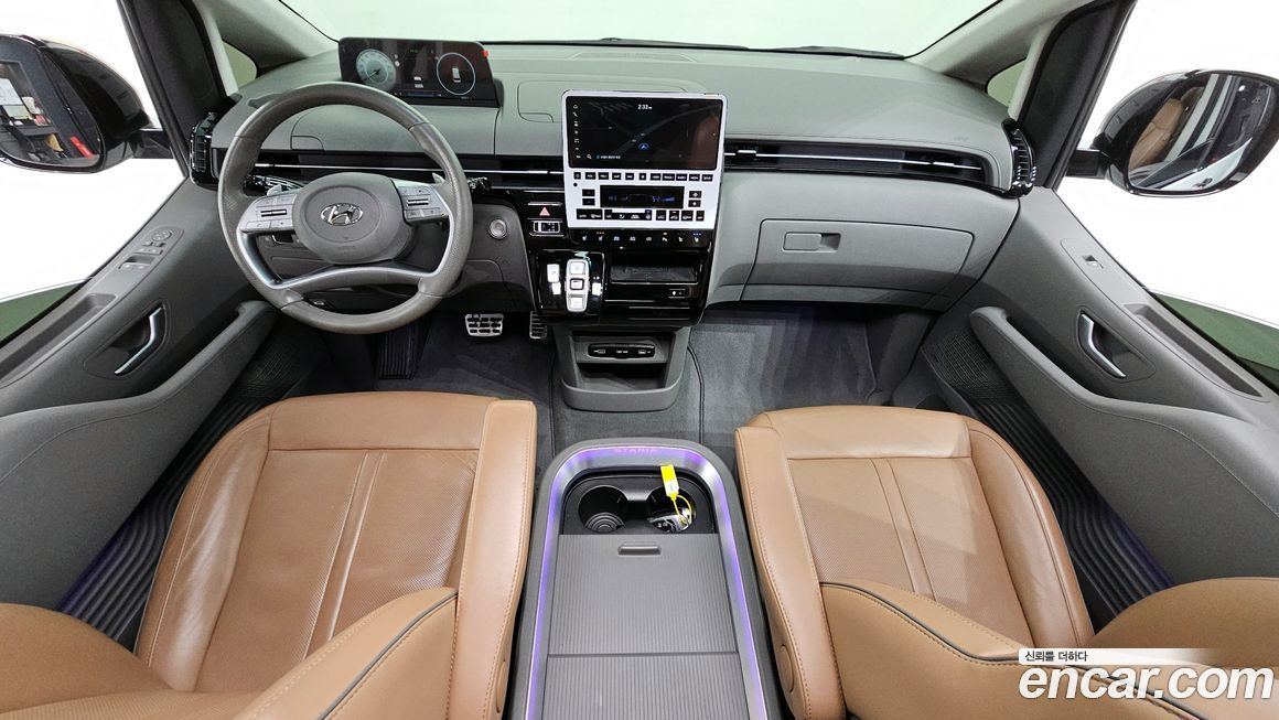 Hyundai Staria 2022