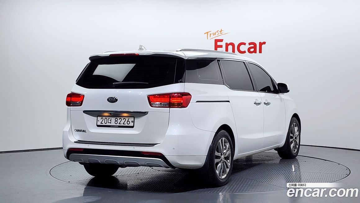 Kia Canival 2018
