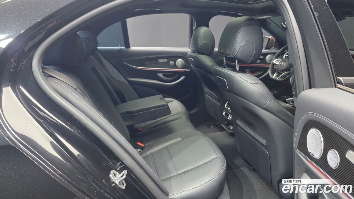 Mercedes-Benz E-Class 2018