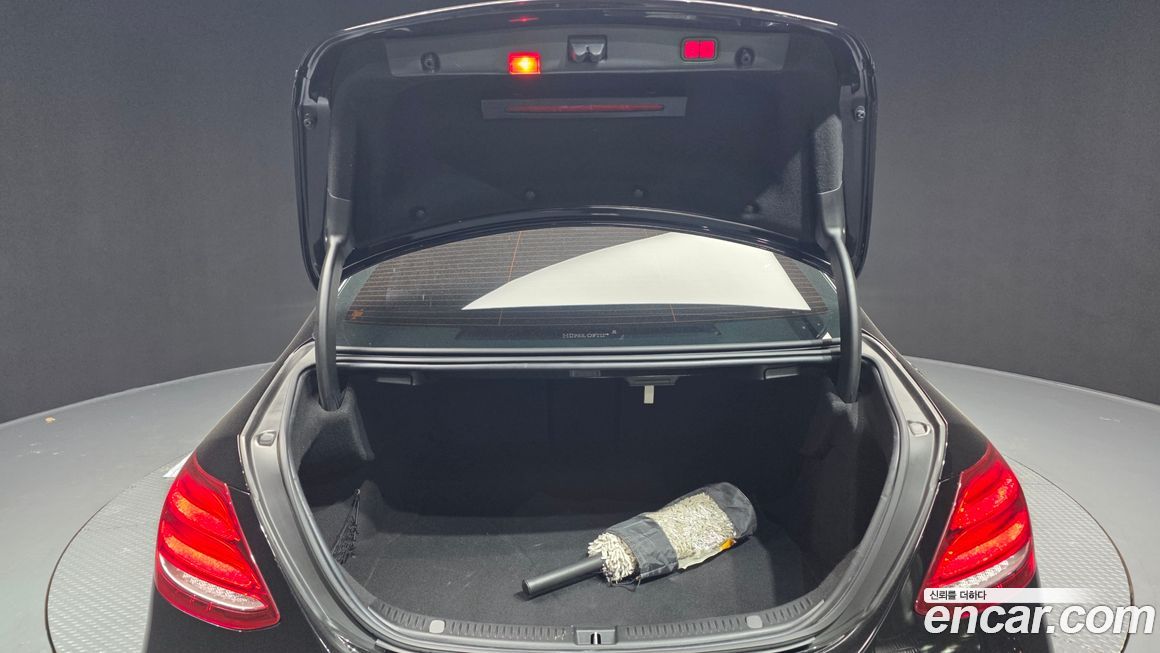 Mercedes-Benz E-Class 2018