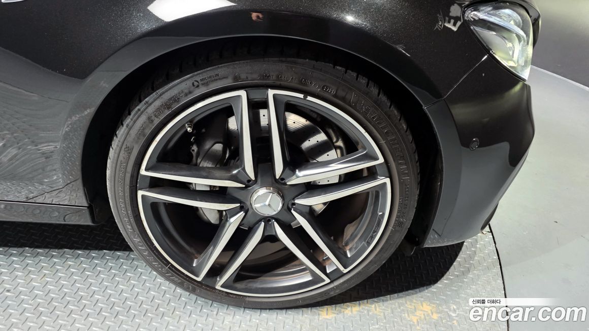 Mercedes-Benz E-Class 2018