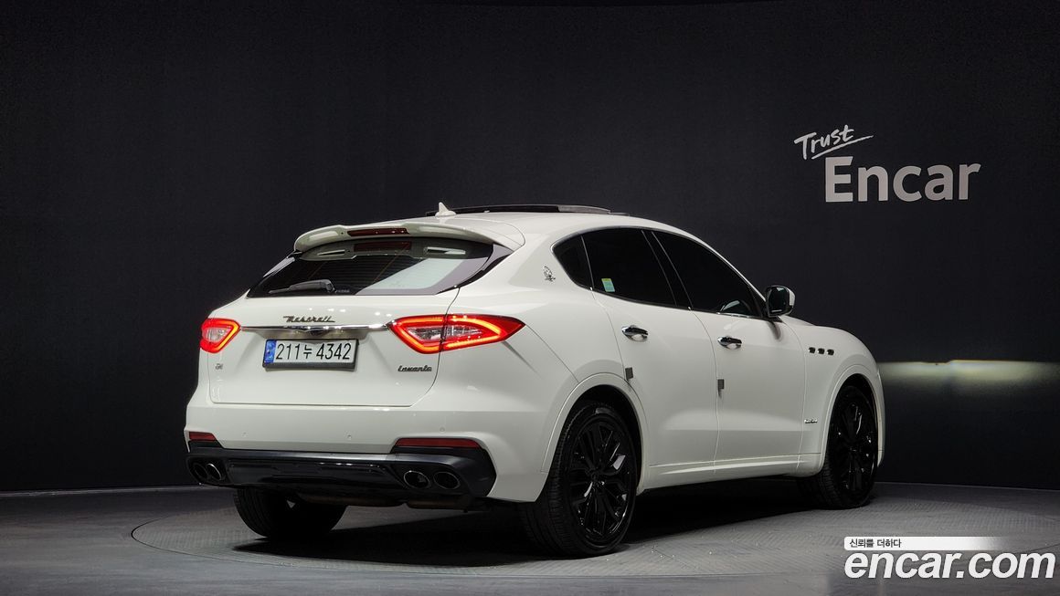 Maserati Levante 2020