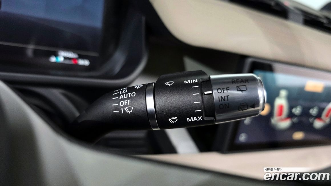 Land Rover Defender 2020