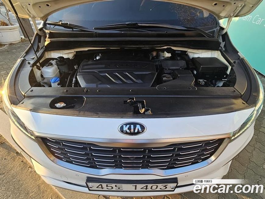Kia Canival 2019