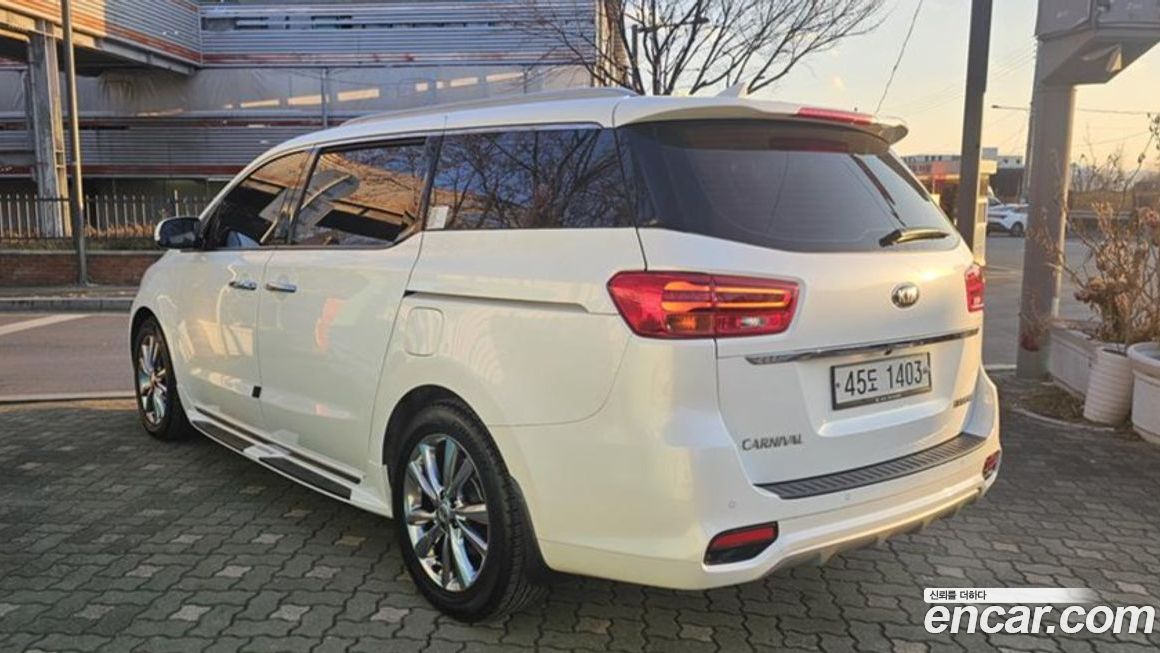 Kia Canival 2019