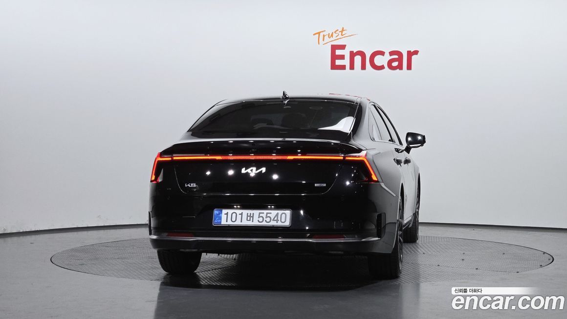 Kia K8 2025