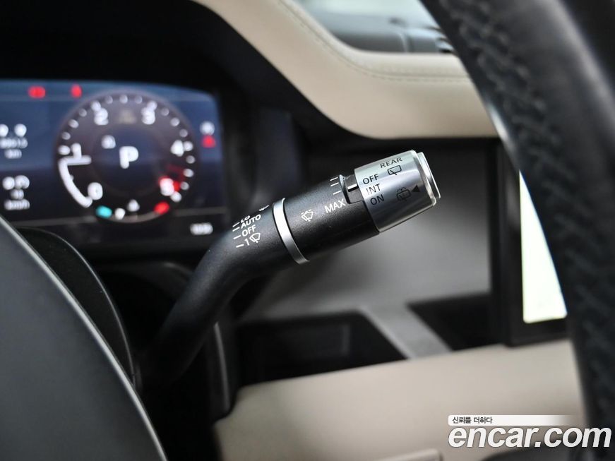 Land Rover Defender 2020