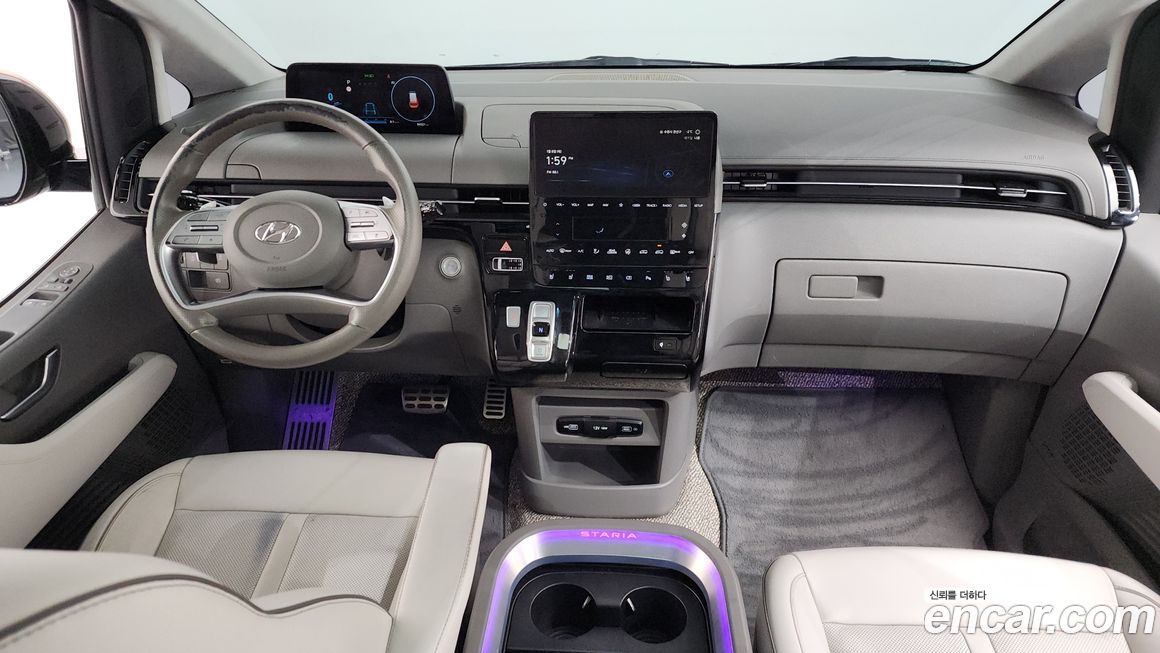 Hyundai Staria 2022
