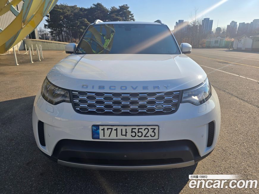 Land Rover Discovery 2022