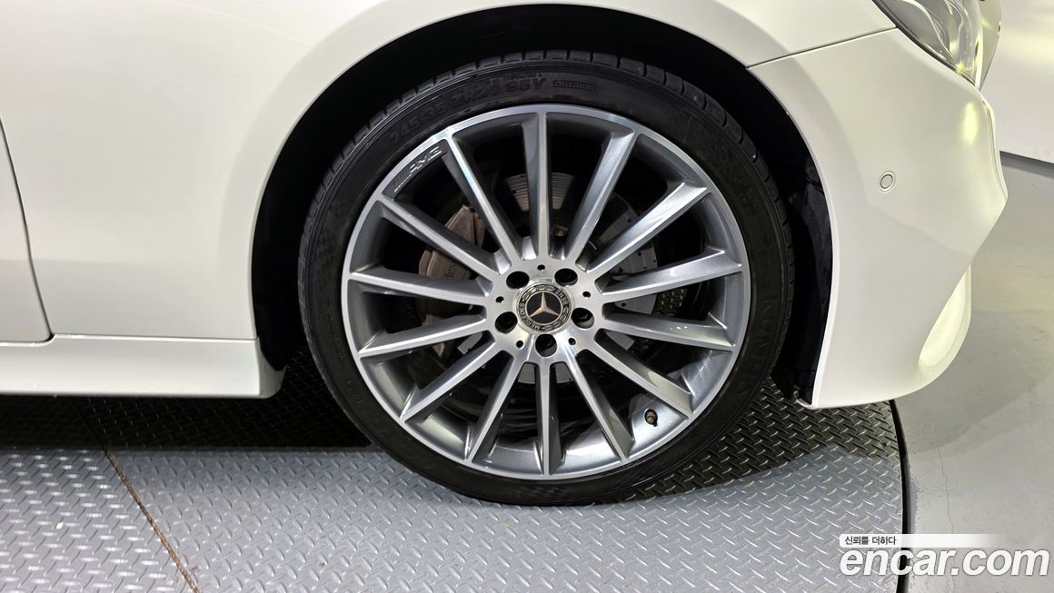 Mercedes-Benz E-Class 2018