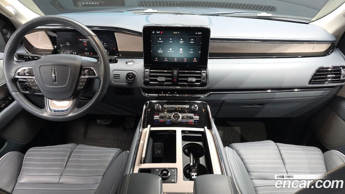 Lincoln Navigator 2021