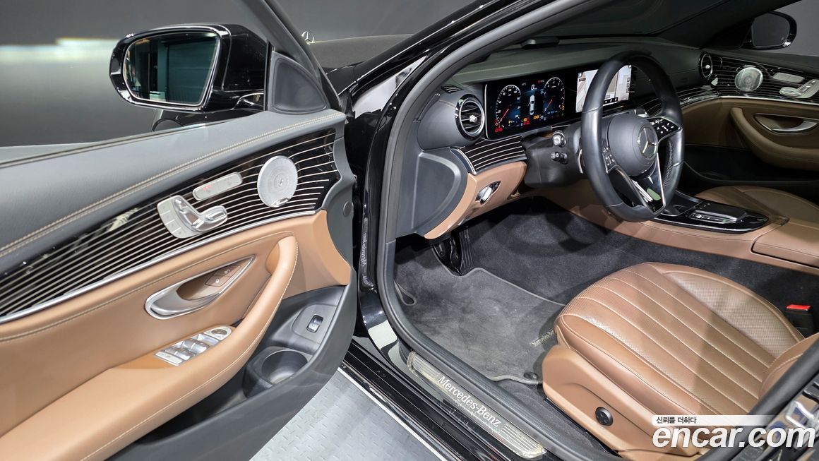 Mercedes-Benz E-Class 2021