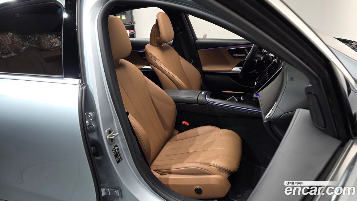 Mercedes-Benz E-Class 2024