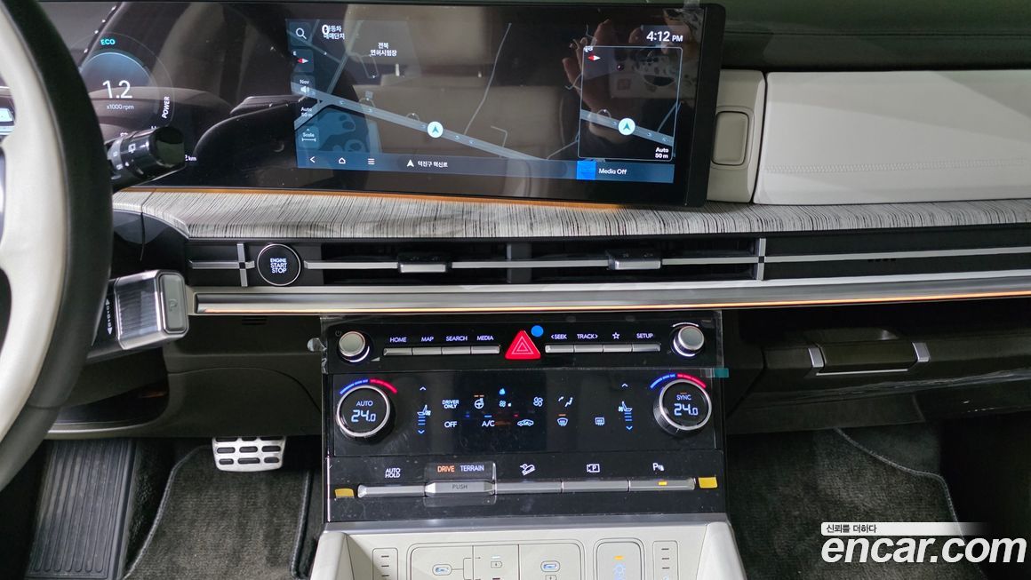 Hyundai Santafe 2024