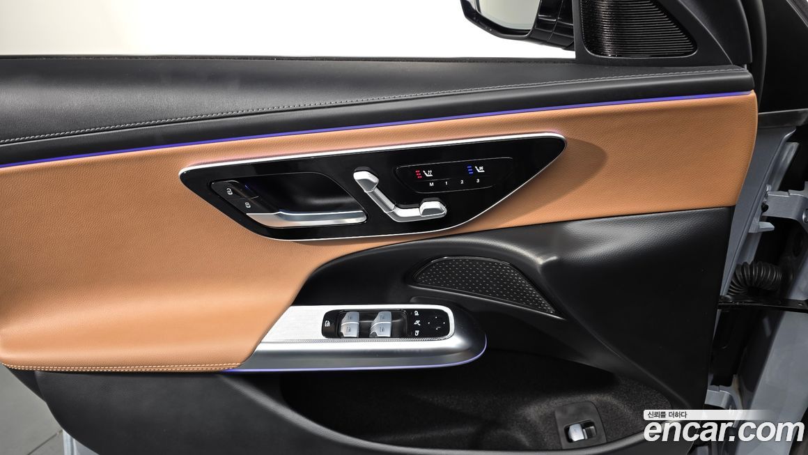 Mercedes-Benz E-Class 2024