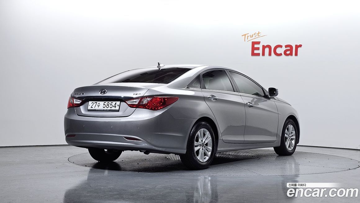 Hyundai Sonata 2012