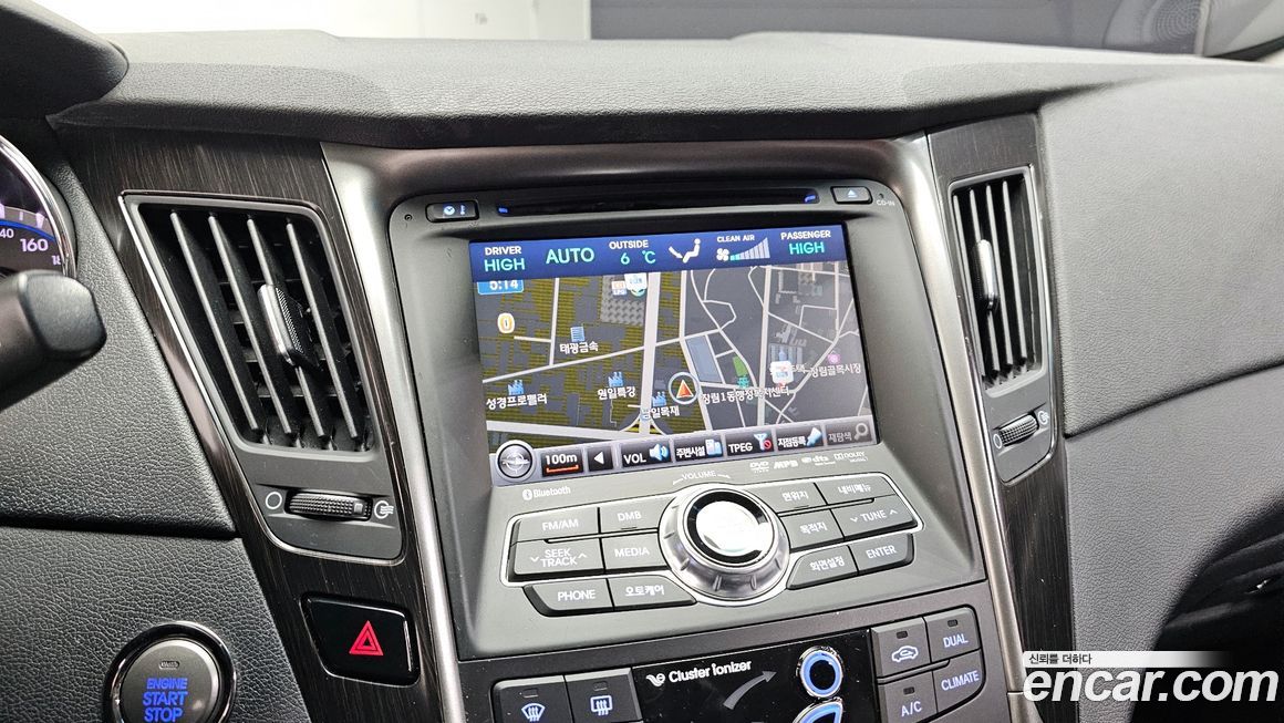 Hyundai Sonata 2012
