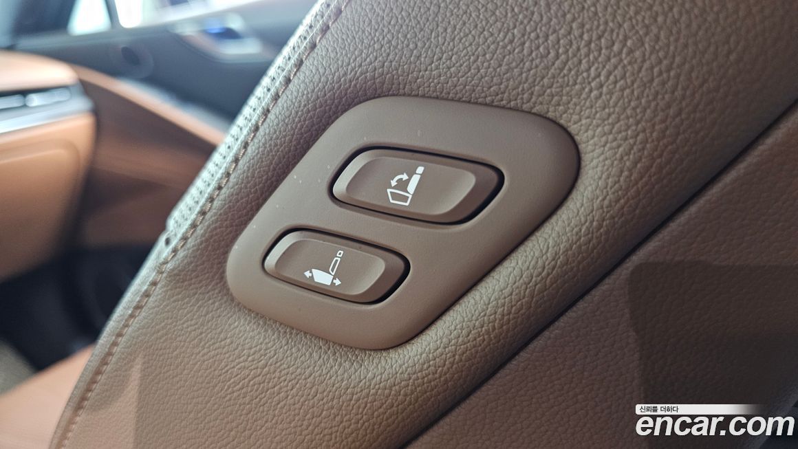 Genesis G80 2023