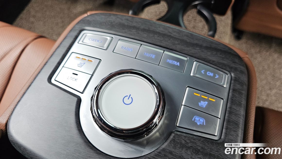 Genesis G80 2023