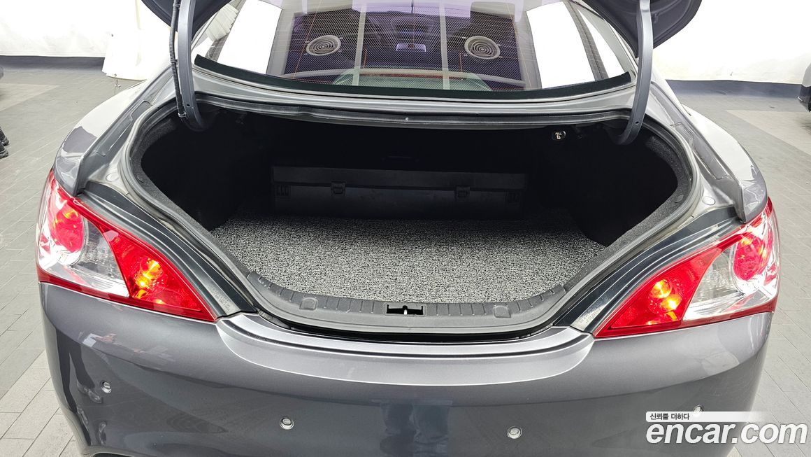 Hyundai Genesis 2009