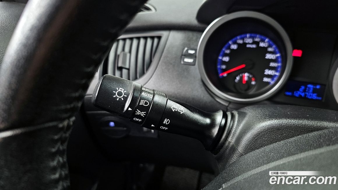 Hyundai Genesis 2009