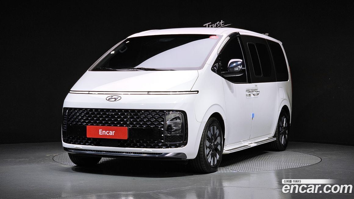Hyundai Staria 2023