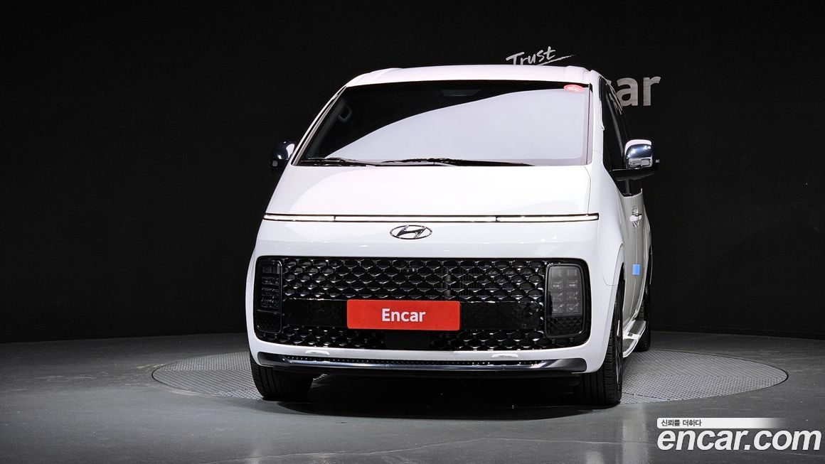 Hyundai Staria 2023