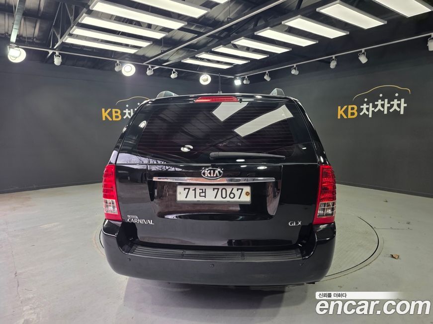 Kia Canival 2013