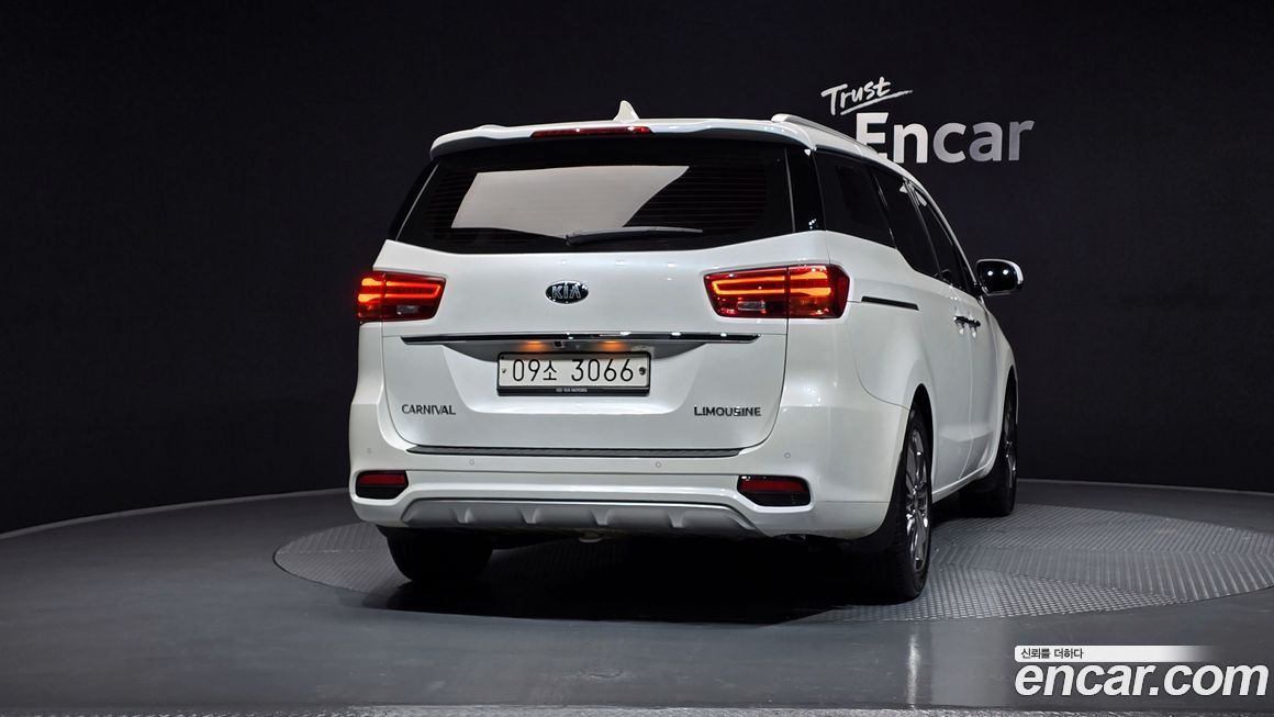 Kia Canival 2019