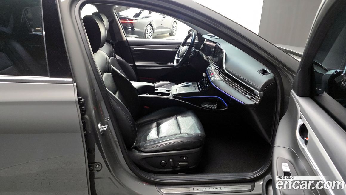 Hyundai Grandeur 2020