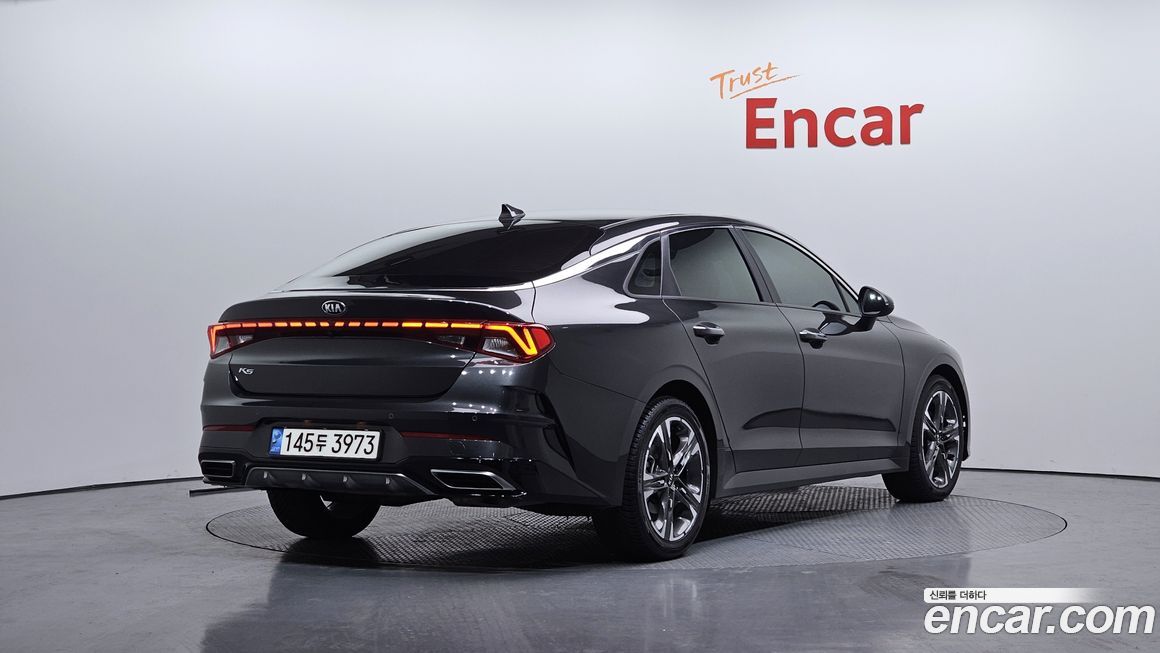Kia K5 2021