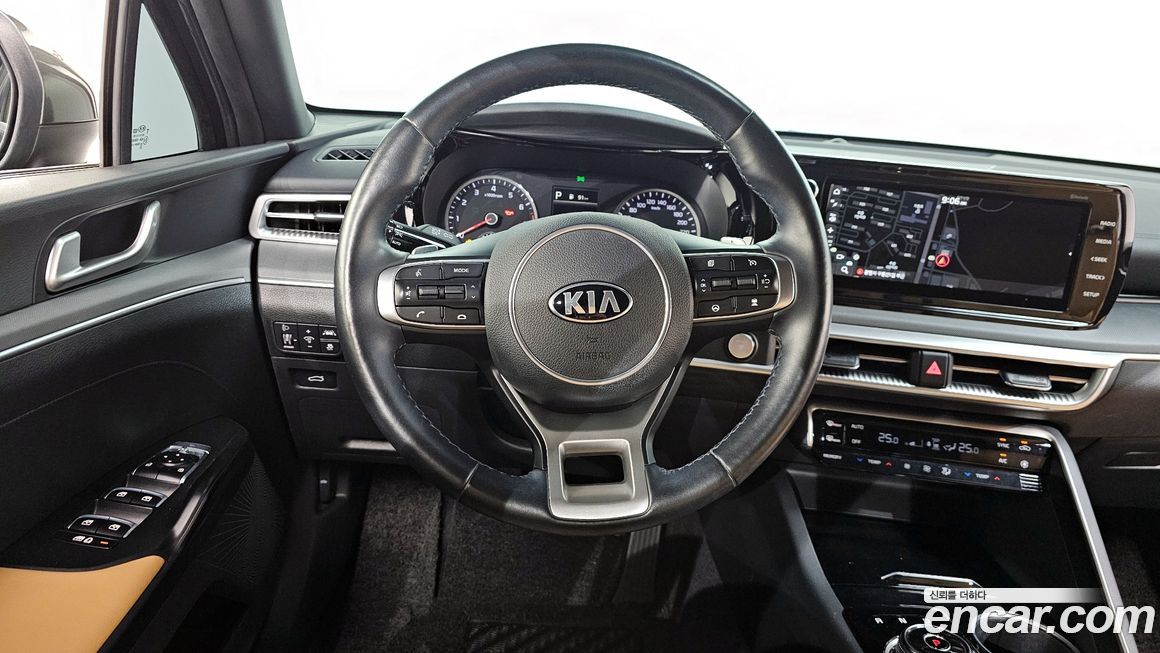 Kia K5 2021