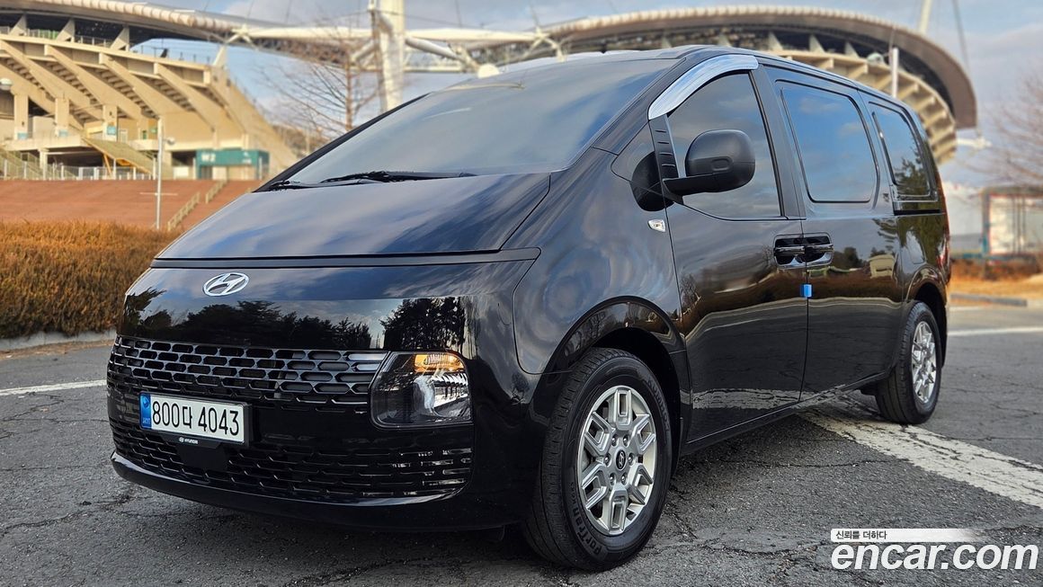 Hyundai Staria 2023