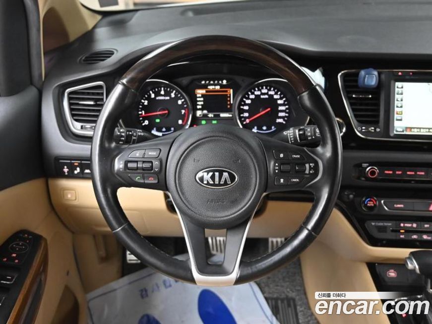 Kia Canival 2018