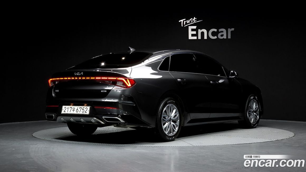 Kia K5 2023