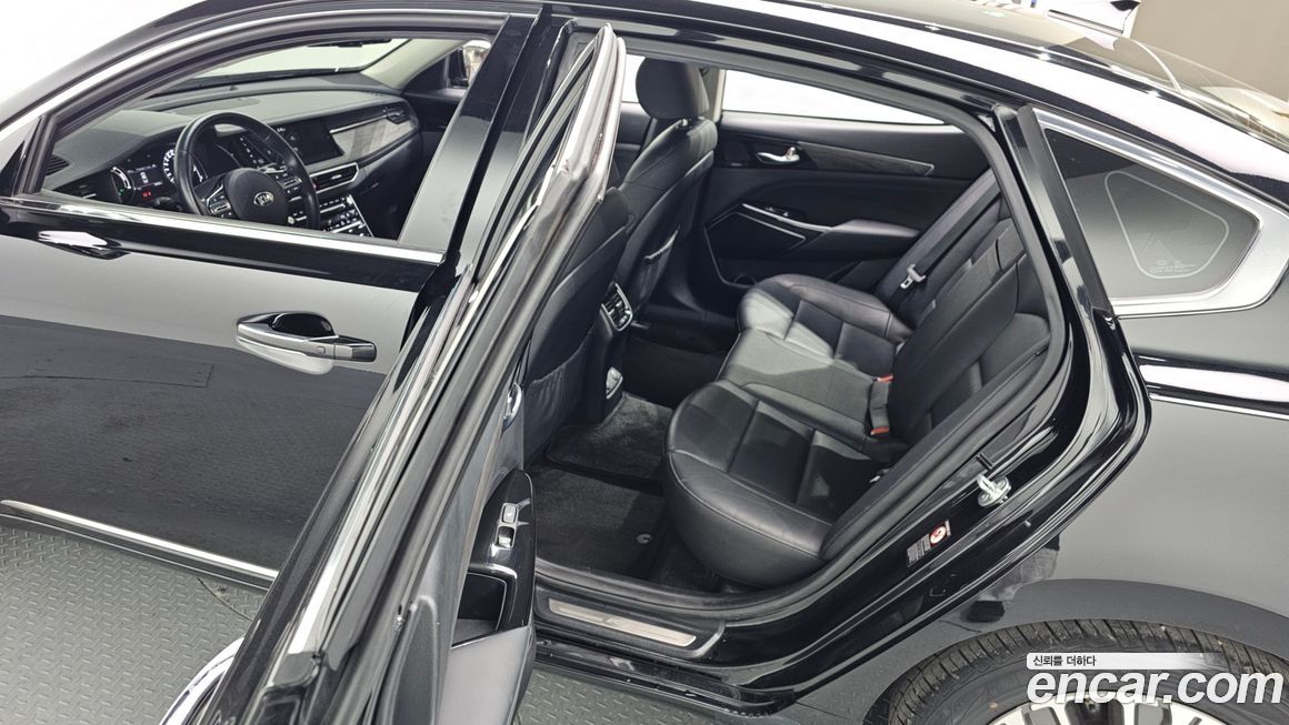 Kia K7 2021