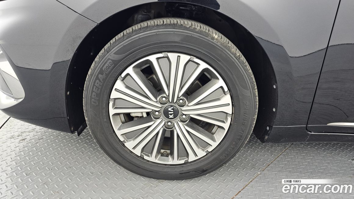 Kia K7 2021