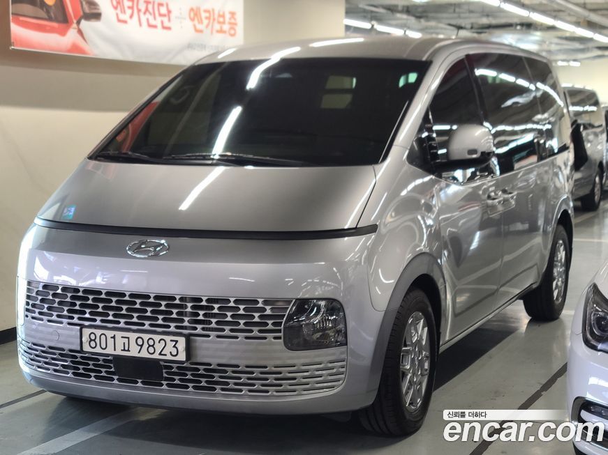 Hyundai Staria 2022