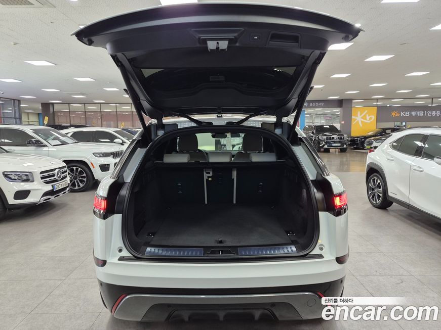 Land Rover Range Rover Velar 2023