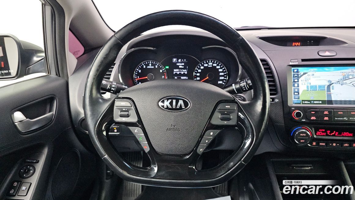 Kia K3 2016